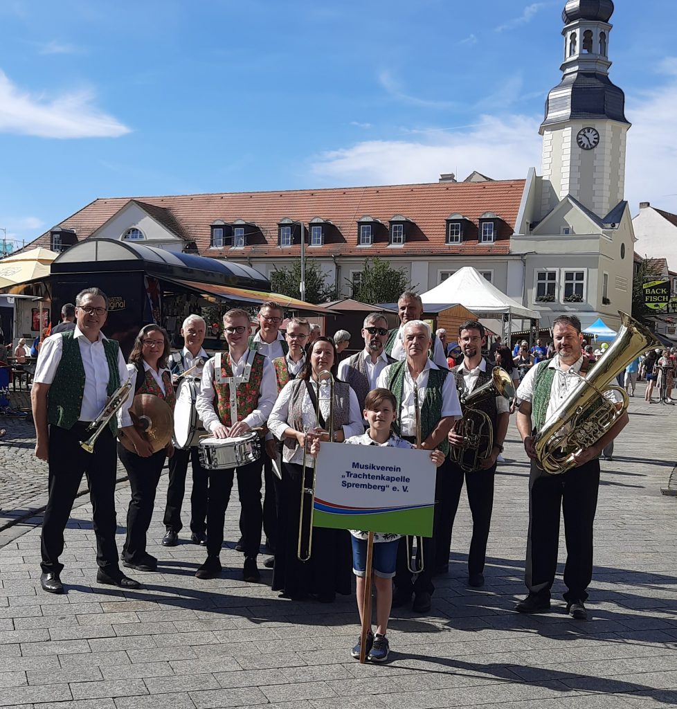 Musikverein "Trachtenkapelle Spremberg" e.V. beim Spremberger Heimatfest 2023